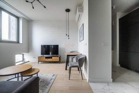 Stare miasto, studio, 39 m2. Premium