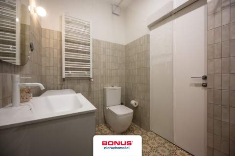 Kawalerka w Apartamentowcu Stan Idealny