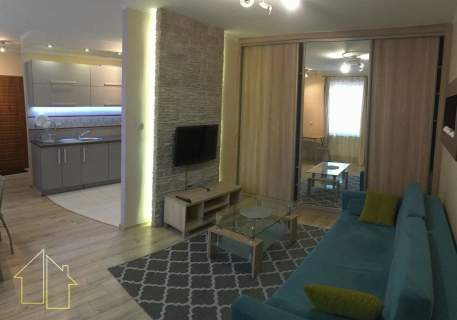 Mieszkanie do wynajęcia - 1 pokój z odrębną kuchnią i WC - 35m2