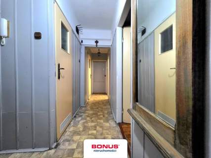 3 pokoje 56 m2 balkon piwnica ul. Staszica