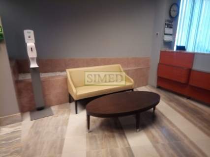 Dostep24h,recepcja,ochrona,parking,widne,wys.3m