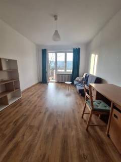 DWA POKOJE, KUCHNIA, BALKON, I PIĘTRO