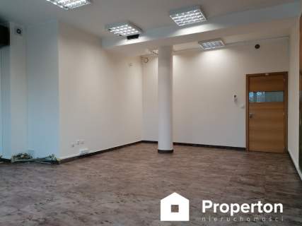 Lokal 40m2 przy węźle S17 biuro/usługi