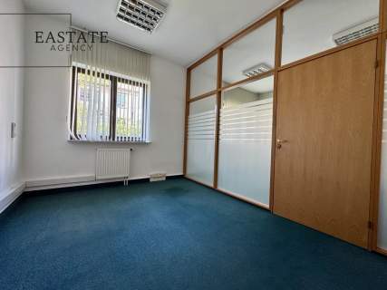 Biuro w kameralnym budynku 6 gabinetów NIK