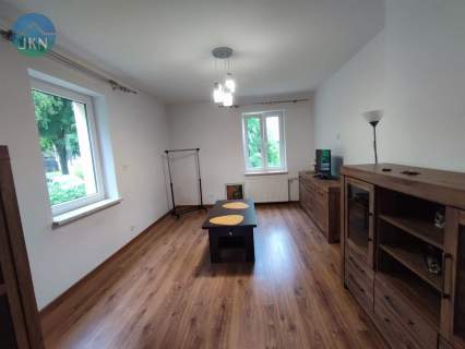 BEZCZYNSZOWE 52 m2 po gruntownym remoncie.