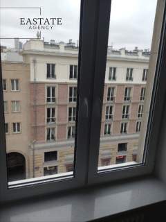 Biuro 82m2 po remoncie przy Placu Konstytucji 