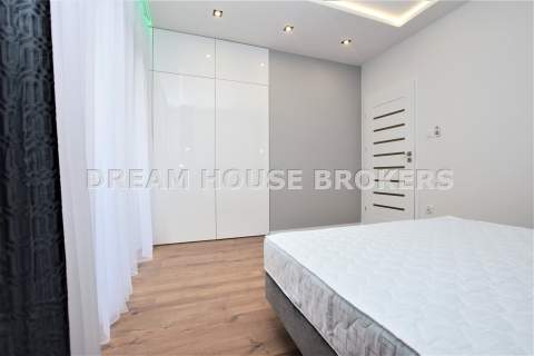 Luksusowy Apartament na Nowoczesnym Pobitnie
