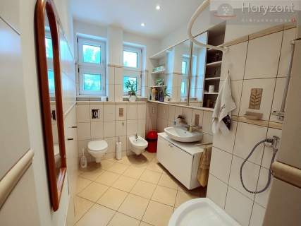 Parter domu 5pok. 131m2 kawalerka 25m2, Pogodno