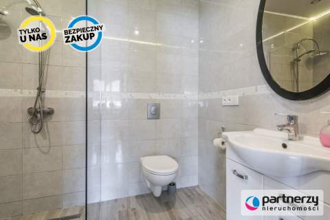 Dwa mieszkania 183 m2 w willi z widokiem na morze