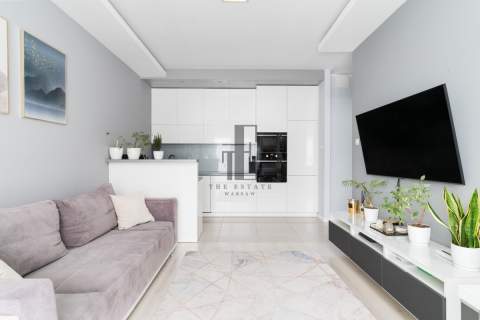 Przestronne Nowe budownictwa Balkon Zadbane