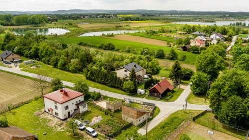Na sprzedaż niewielka działka w Sieciechowicach