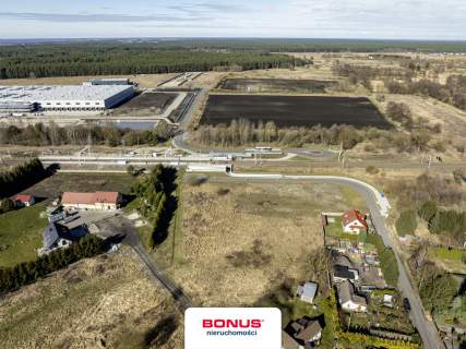 Działka budowlano-usługowa z drogą asfaltową mpzp