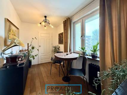 44 m2, 2 pokoje, loggia, winda, blisko starówki 