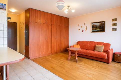 Kawalerka 32,5 m Balkon Winda Włochy