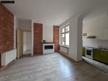 Dla miłośników kamienic   95 m , balkon i ogród