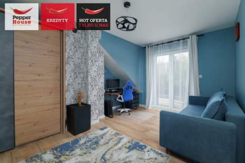 DOM 156,5 M W KOBYŁCE FOTOWOLTAIKA 4 SYPIALNIE