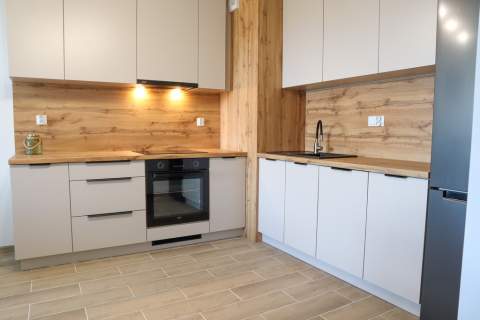 Nowe wygodne mieszkanie z balkonem