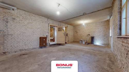 Lokal do własnej aranżacji w dobrej lokalizacji