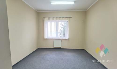 Lokal biurowy 16 m2, parking, atrakcyjna cena