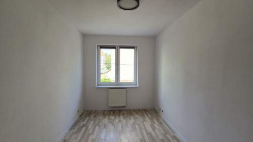 Rozkładowe 3 pokojowe mieszkanie z balkonem