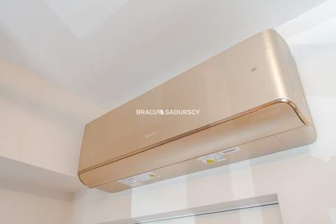 2 pok/ Balkon/ wysoki standard/ Królowej Jadwigi.