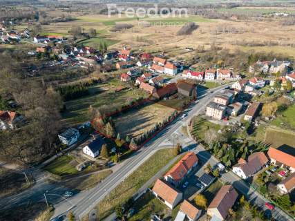 Na sprzedaż działka usługowa 25 ar z zabudowaniami