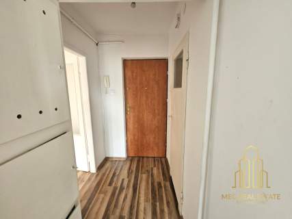 Idealne studentom 2p/4 z balkonem do remontu