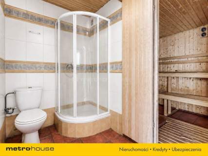 Nieruchomość komercyjna na sprzedaż, 307,04 m2, Lipa