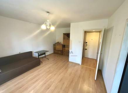 Kawalerka na wynajem 27m2 Balkon