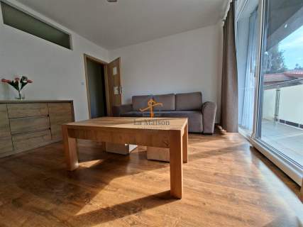 Śródmieście. 2 pokoje z garażem.Wysoki standard.
