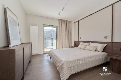 Trzypokojowy apartament z dużym tarasem przy parku