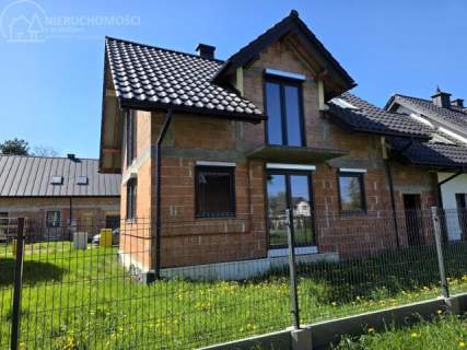 NOWOCZESNY DOM Z GARAŻEM W NIEPOŁOMICACH - 20 KM OD CENTRUM K