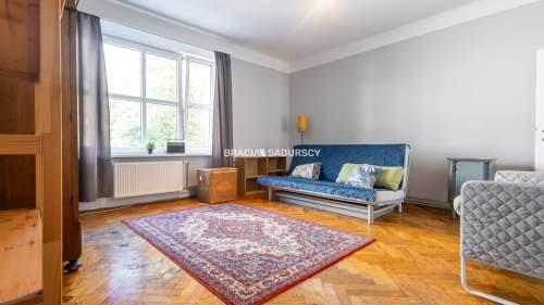 Mogilska 2 pokoje z oddzielną kuchnią