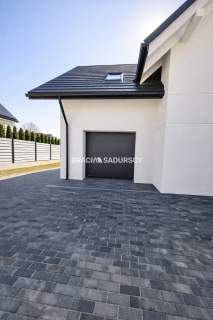 Nowoczesny dom z ogrodem 155m2