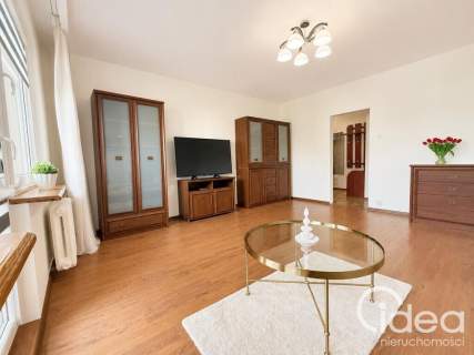 Osiedle Zawadzkiego, 47m2, 1/2 pokoje,balkon,winda
