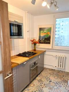 Canaletta/pełen rozkład/balkon/loggia/piwnica