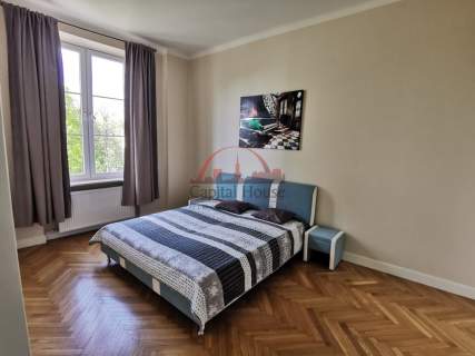 Dwupokojowe w kamienicy Stare Miasto
