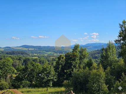 Urokliwa działka w górach z piękną panoramą gór