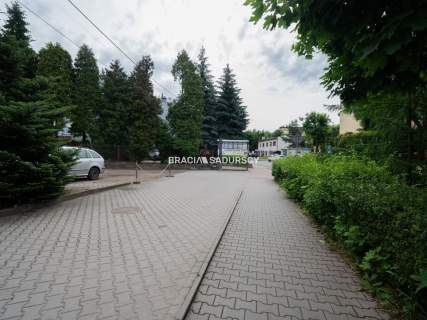 Lokal handlowo-usługowy 77,3 m , parking, Skawina