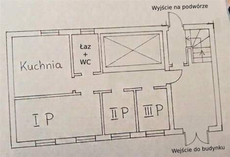 Mieszk. w Centrum ul. Bogusława II strych podwórze