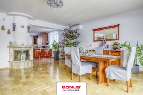 Komfortowy dom bliźniaczy w Ursusie 