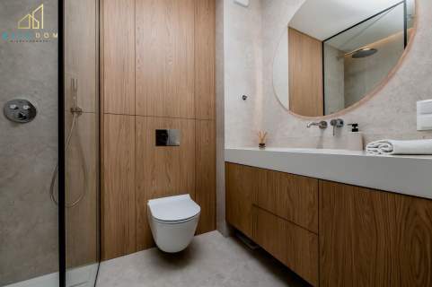 Luksusowy apartament z prywatnym ogrodem w prestiż