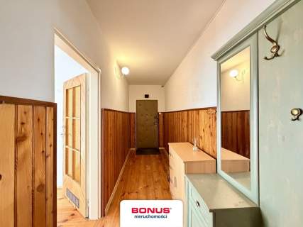 3 pokoje,osobna kuchnia, balkon 5min do tramwaju