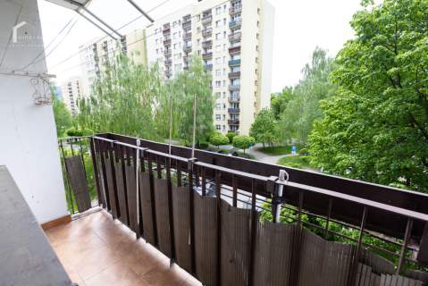 Ustawne 2 pokoje z balkonem na os. Beskidzkim