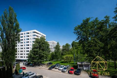3 pokoje z loggią widok - na park Mistrzejowice