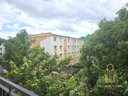Idealne studentom 2p/4 z balkonem do remontu