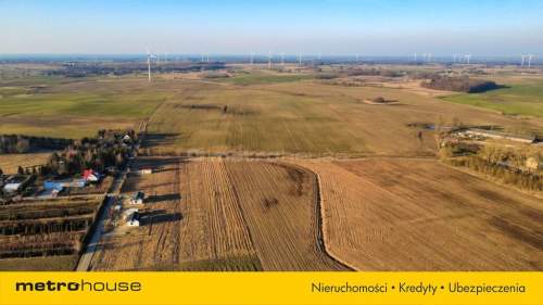 Działka budowlana 13 km od morza koło Kołobrzegu.