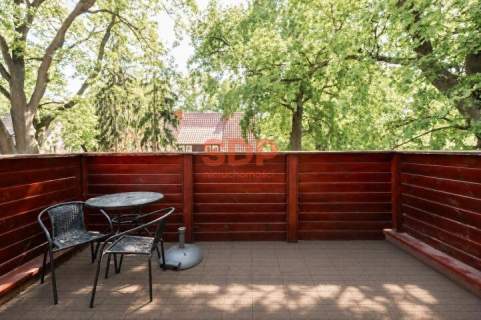 Klimatyczny dom w otoczeniu zieleni, Biskupin 240 m2 / 803 m2