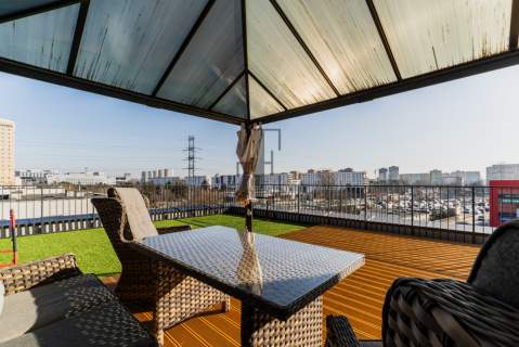 3 pokoje Taras 64m Balkon 3 x m. postojowe