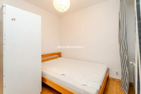 Kraków Skarbińskiego dwa oddzielne pokoje 44m2
